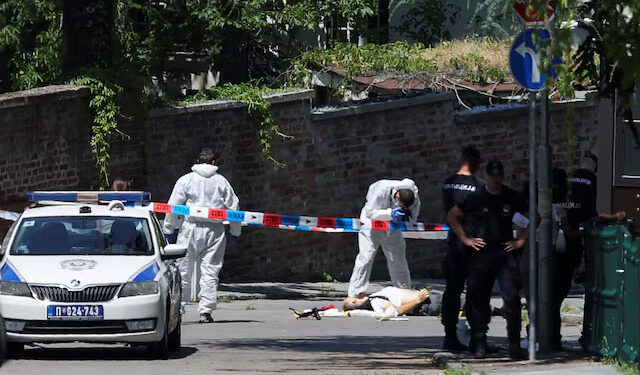 سربیا میں اسرائیلی سفارت خانے کی حفاظت پر مامور پولیس اہلکار پر حملہ