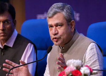 ریل سیفٹی کے لیے ایک لاکھ آٹھ ہزار کروڑ روپے: وشنو