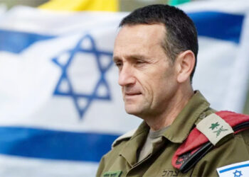 اسرائیلی فوجی سربراہ کی لبنان پر قبضہ اور بیروت میں قتل عام کی دھمکی