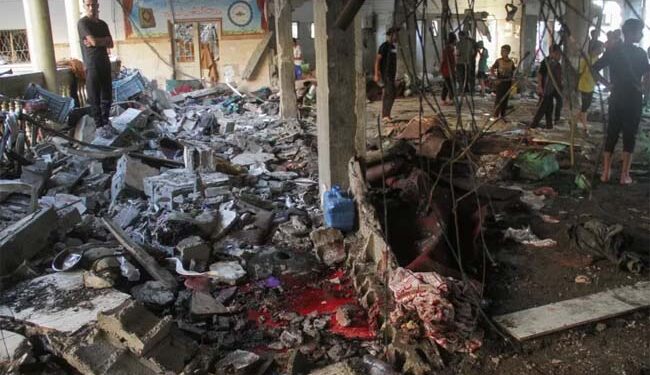 غزہ میں اسکول پر حملہ، 100 فلسطینی شہید