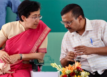 آتشی اور کیجریوال کوعدالت عظمیٰ سے ملی راحت