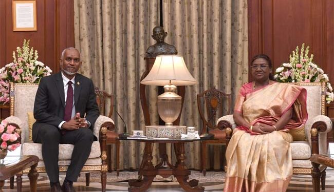 مالدیپ کے صدر نے مرمو سے ملاقات کی