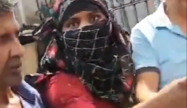 جے شری رام بولو تو کھانا ملے گا !