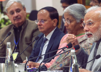 مودی کی بجٹ پر ماہرین اقتصادیات کے ساتھ چرچہ