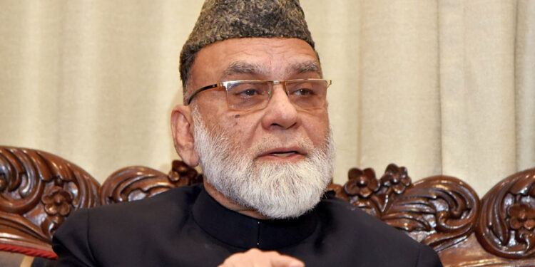 سید احمد بخاری کے انتقال کی افواہ  اُڑا دی گئی