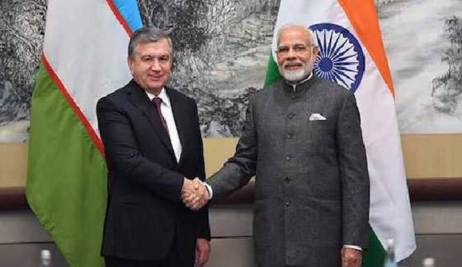 وزیر اعظم کی ازبک صدر  سے فون پر بات چیت