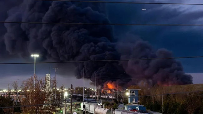 امریکہ میں کارگو طیارہ حادثہ کا شکار، 7 ہلاک