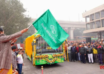 100 نئی الیکٹرک بسیں ڈی ٹی سی کے بیڑے میں شامل